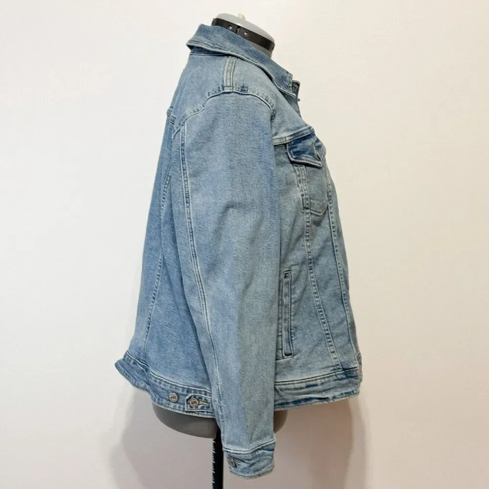 Levi's NWT Sz 4X Jeanie Medium Wash Plus Slim Fit Original Trucker Jean Jacket